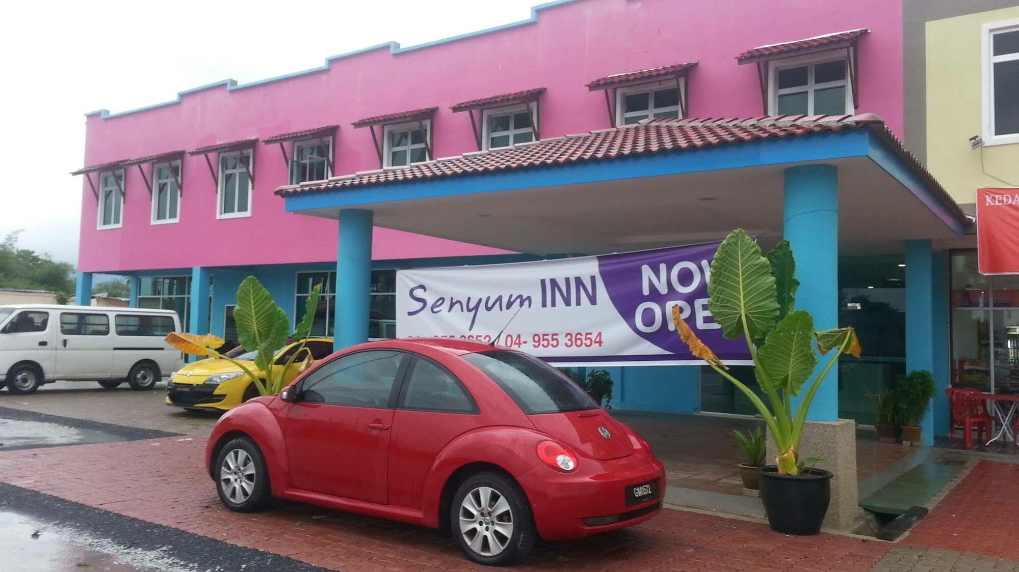 Oyo 275 Senyum Inn Pantai Cenang  Zewnętrze zdjęcie